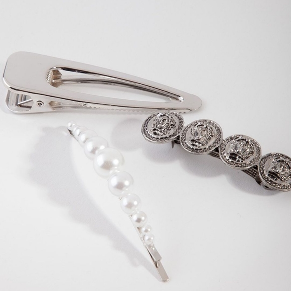 Lovisa medusa barrettes set